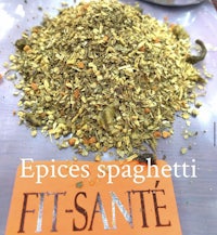 a pile of spices on a table with the words epices spaghettitti fit - sante